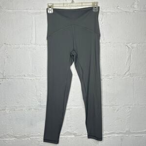 Vshred Women's Gray Cropped Leggings Size Medium